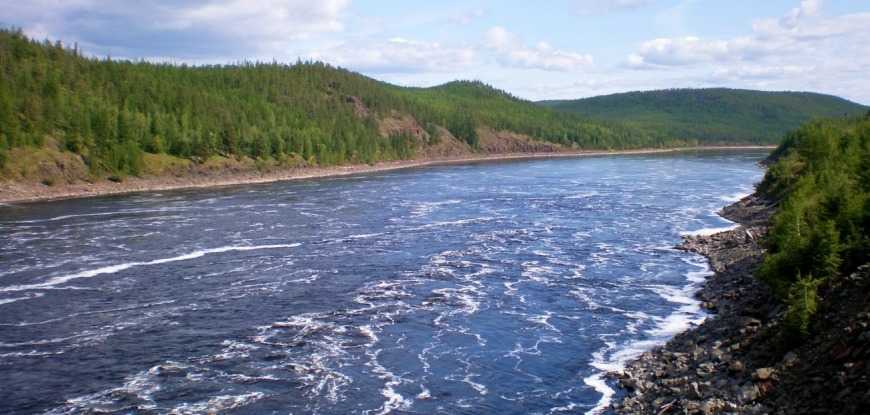 Общественные активисты Республики Саха (Якутия) предложили президенту РФ Владимиру Путину объявить бассейн реки Вилюй зоной чрезвычайной экологической ситуации