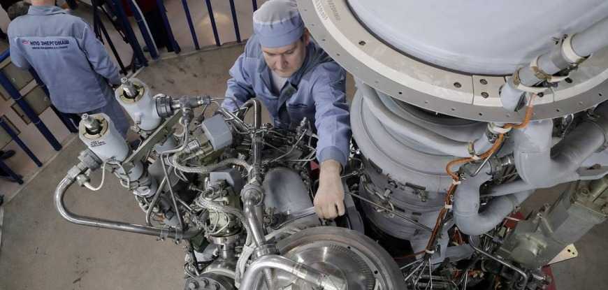 Контракт между НПО «Энергомаш» и американской компанией «Орбитал Сайенсиз ЛПС» на покупку нового двигателя РД-181М одобрило правительство США