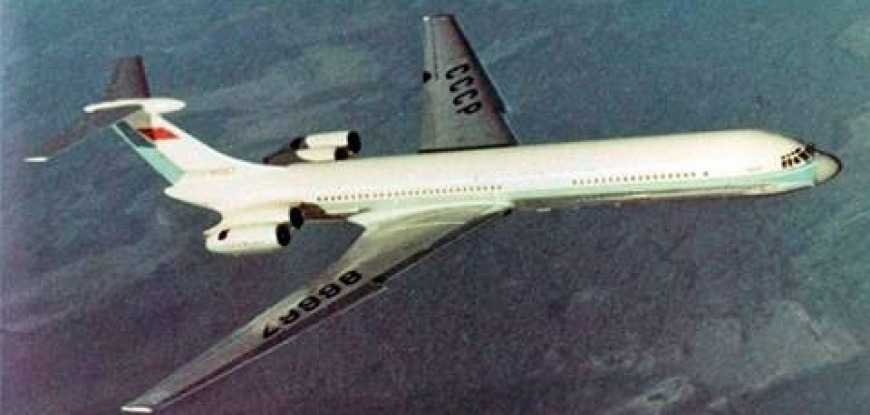 2 января 1963 года состоялся первый полёт дальнемагистрального пассажирского самолёта Ил-62.