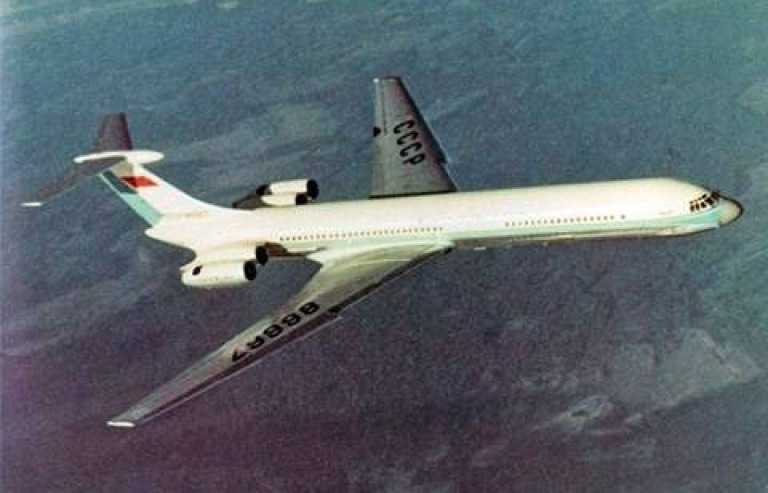 2 января 1963 года состоялся первый полёт дальнемагистрального пассажирского самолёта Ил-62.