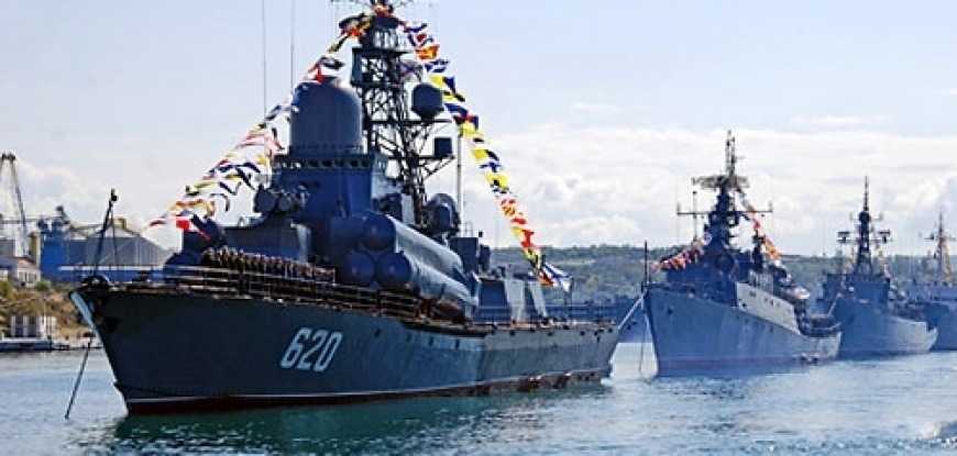Как Черноморский Флот, после распада СССР, остался российским - интервью с адмиралом Касатоновым