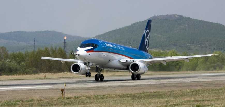 19 мая 2008 года в воздух впервые поднялся гражданский авиалайнер Sukhoi Superjet 100